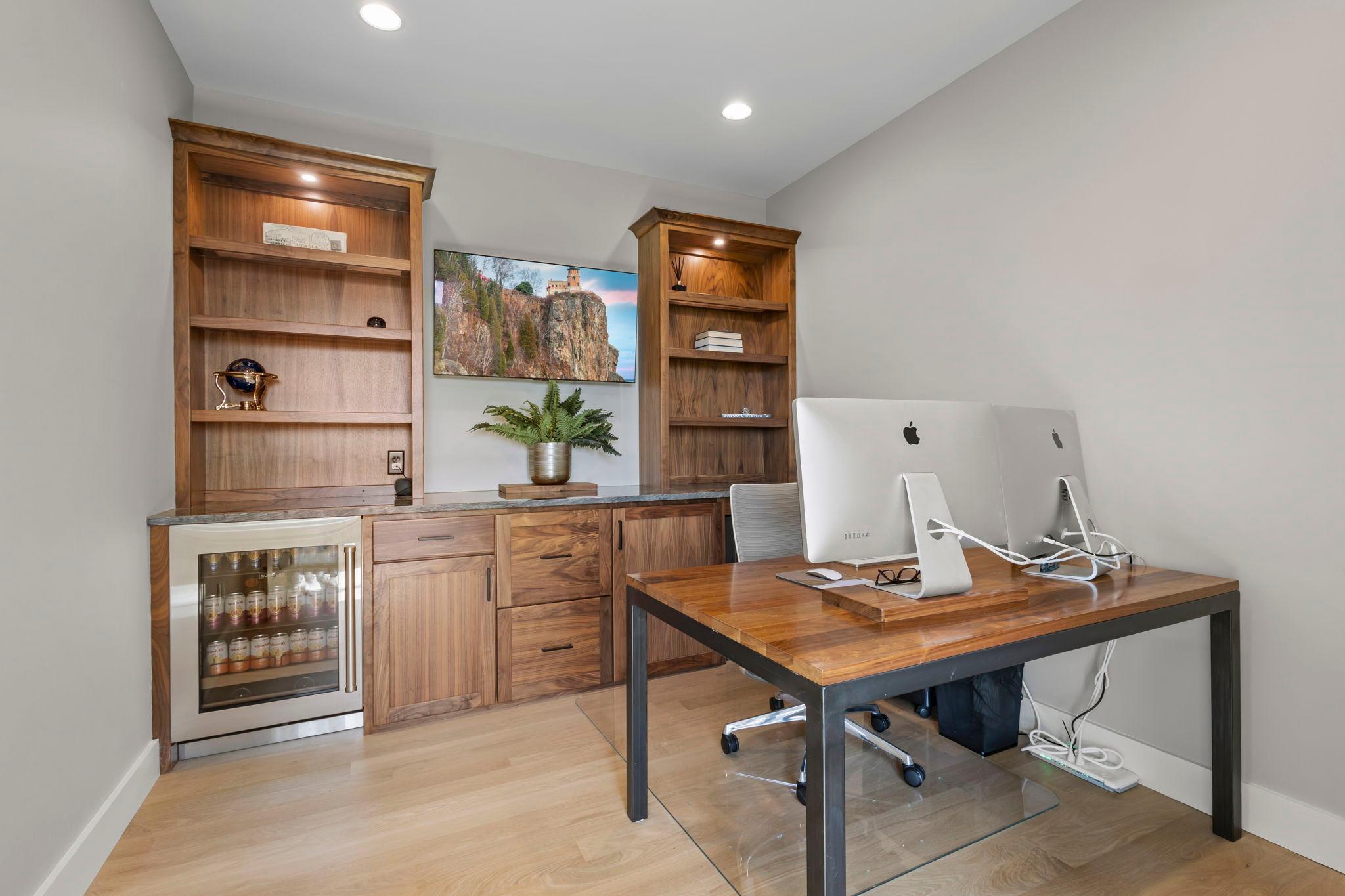 146-web-or-mls-7350 Inwood Way N-670.jpg