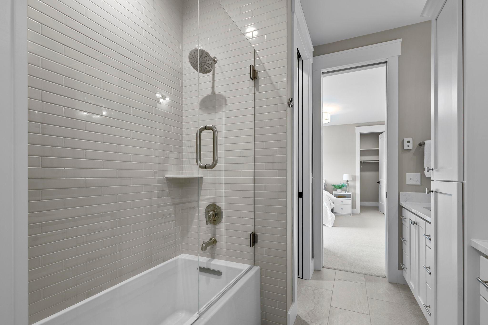 175-web-or-mls-7350 Inwood Way N-592.jpg