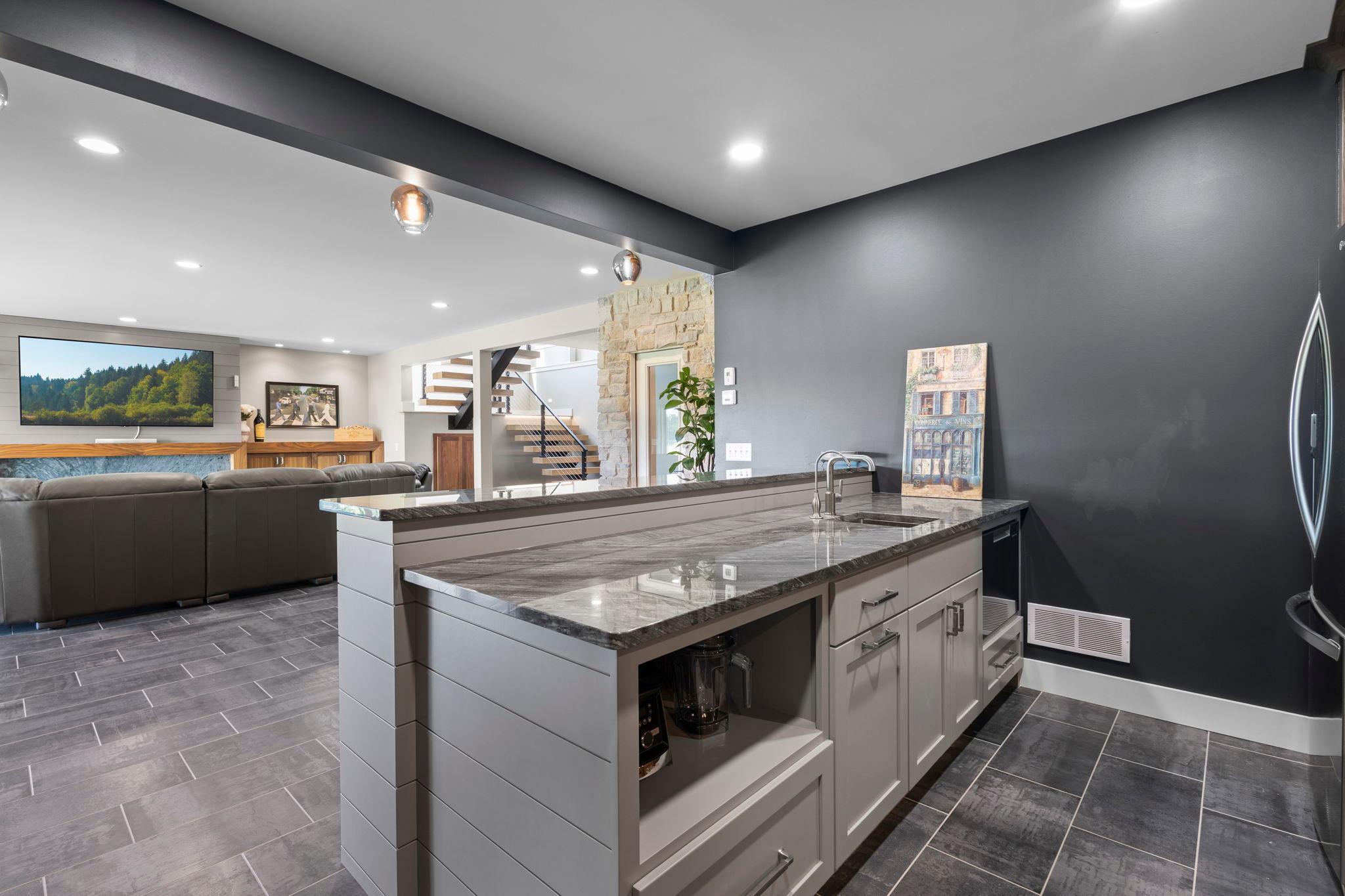 203-web-or-mls-7350 Inwood Way N-492.jpg