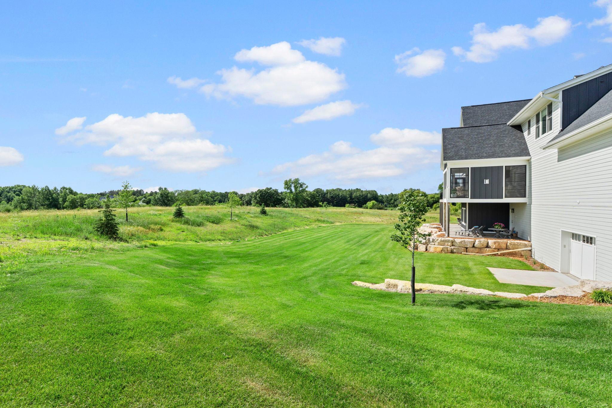 217-web-or-mls-7350 Inwood Way N-295.jpg