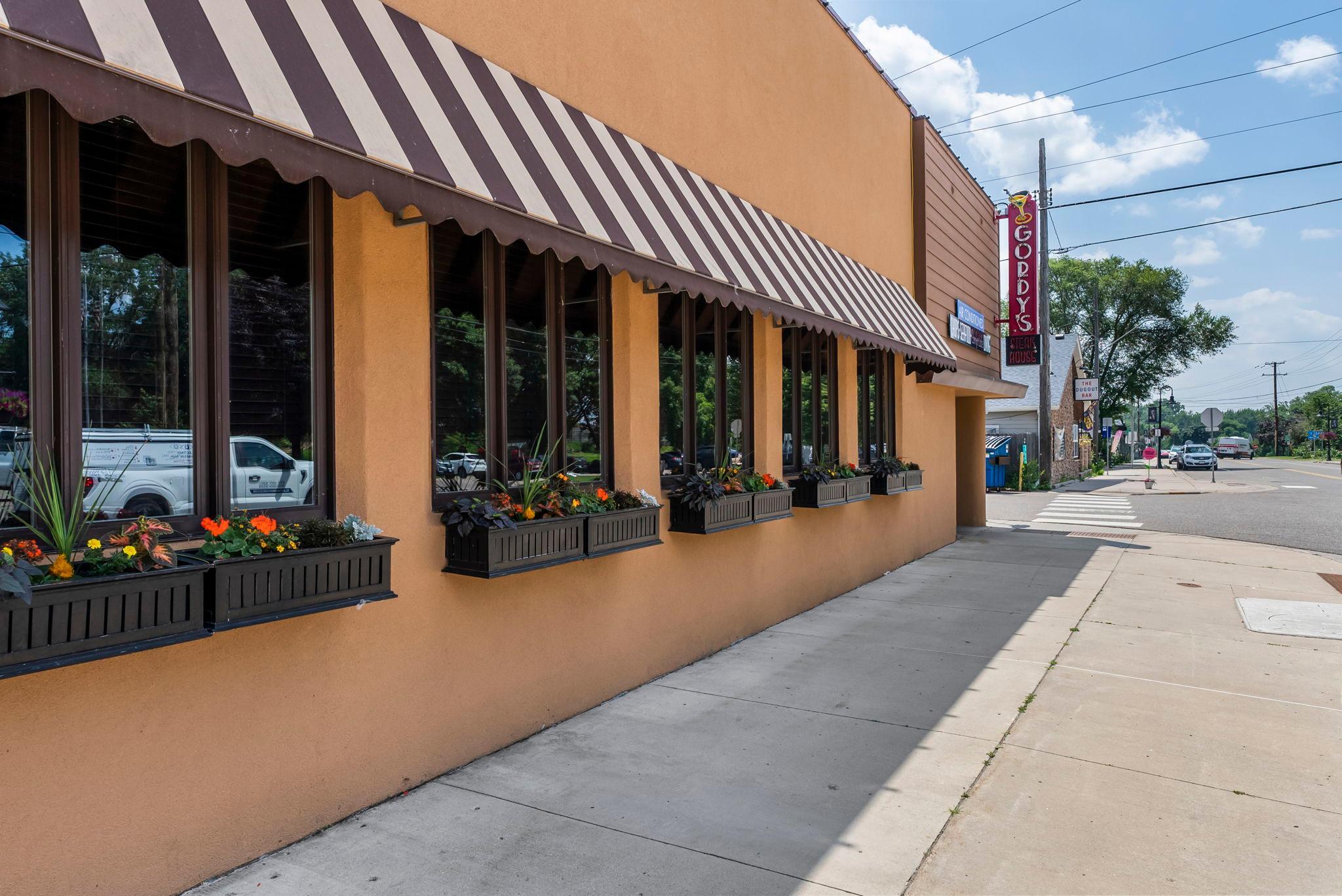 266-web-or-mls-Mahtomedi-18.jpg