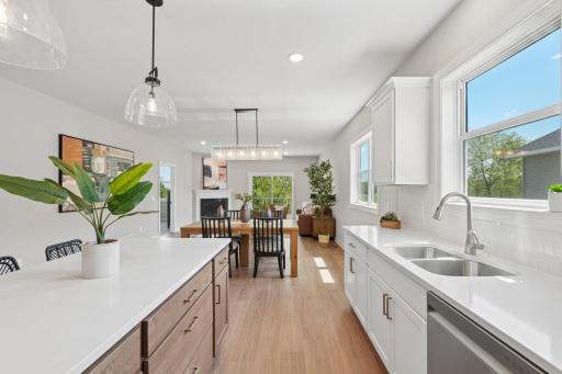 2 Tone Kitchen Cabinets
