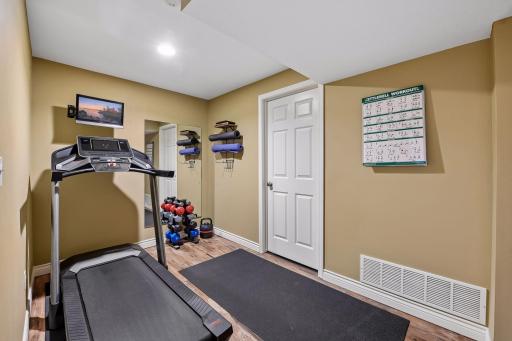 1The perfect spot for a fitness area - or play room - of whatever your heart desires!