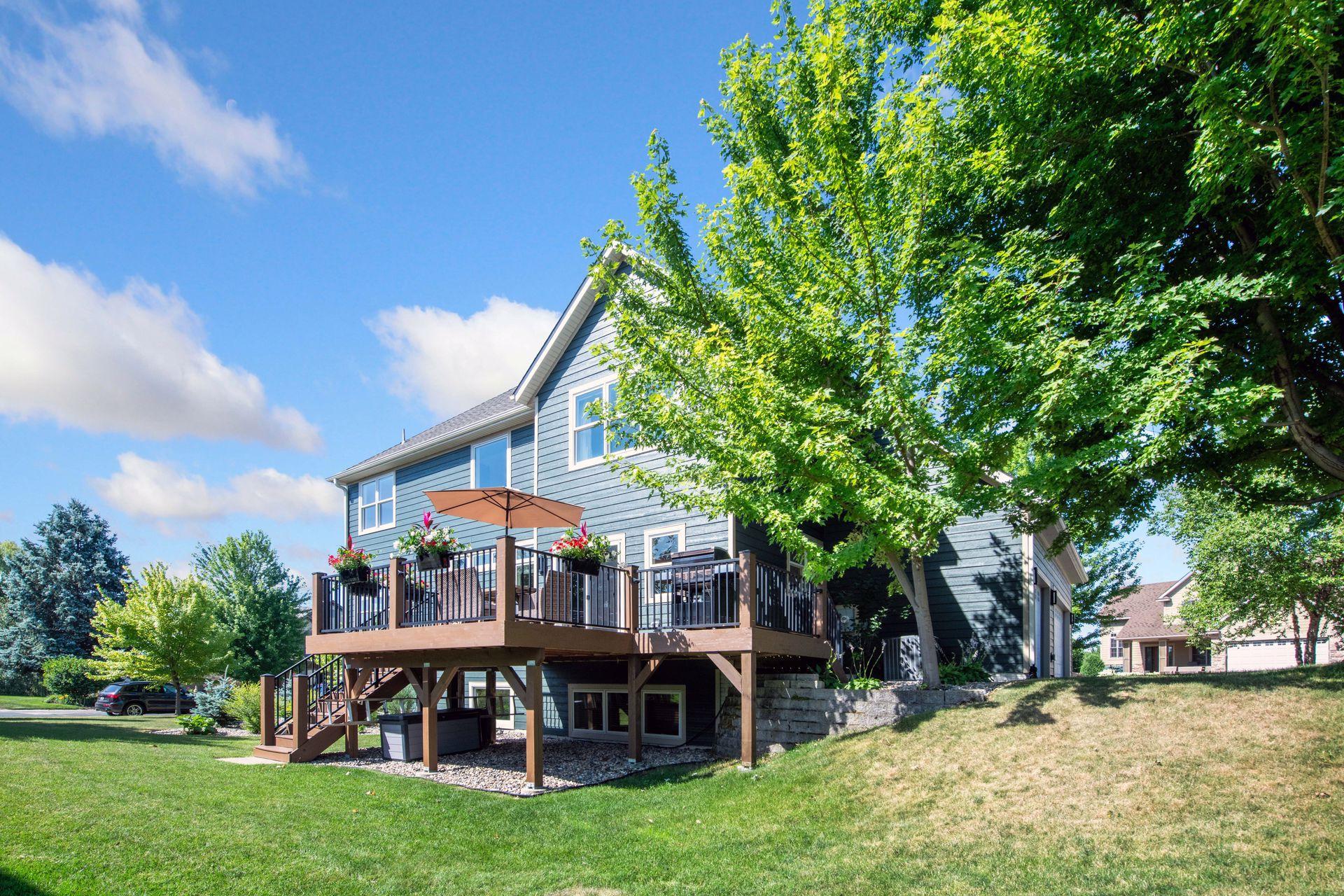 The windows can be washed without even going outside! Ask me how!