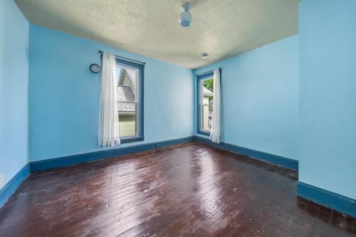 29 bedroom 3.jpg