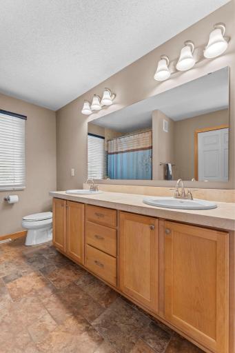 9062 Merrimac Lane N, Maple Grove, MN 55311