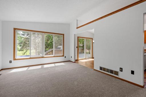 25-web-or-mls-7581 23rd St N-25.jpg