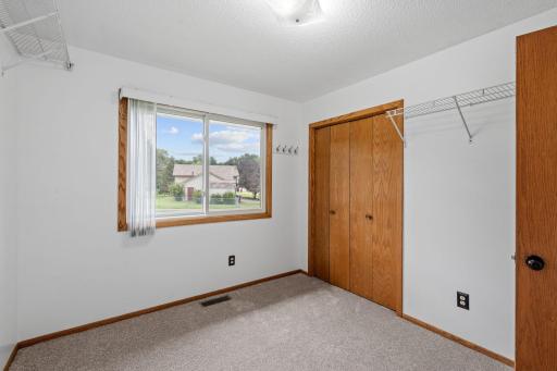 44-web-or-mls-7581 23rd St N-44.jpg