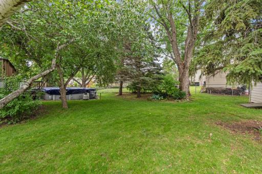 13-web-or-mls-7581 23rd St N-13.jpg
