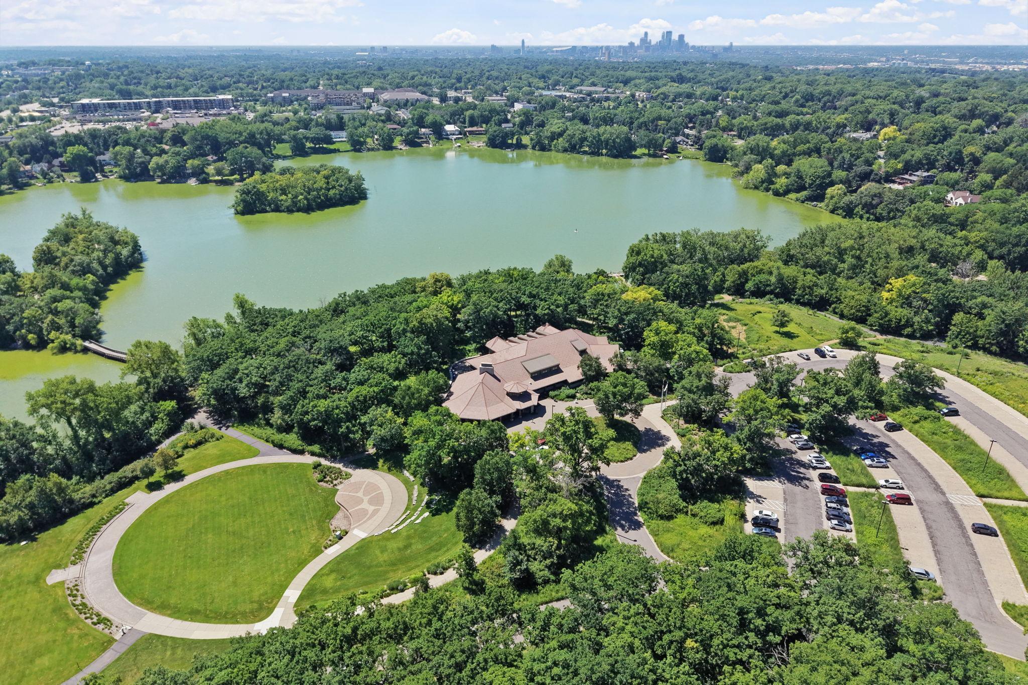Only 2 blocks from Silver Lake & Silver Lake Park