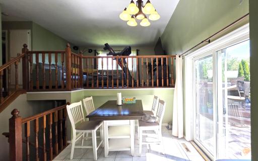 Dinning room-.jpg