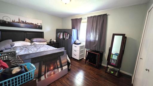 Bedroom 1.jpg