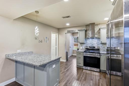 4750 Aldrich Avenue N, Minneapolis, MN 55430