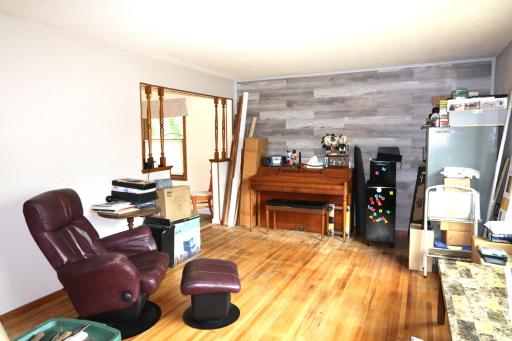 345 Walnut Lane, Saint Paul, MN 55124