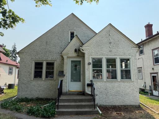 3841 29th Avenue S, Minneapolis, MN 55406