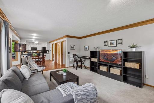 17195 Daniel Lane, Eden Prairie, MN 55346