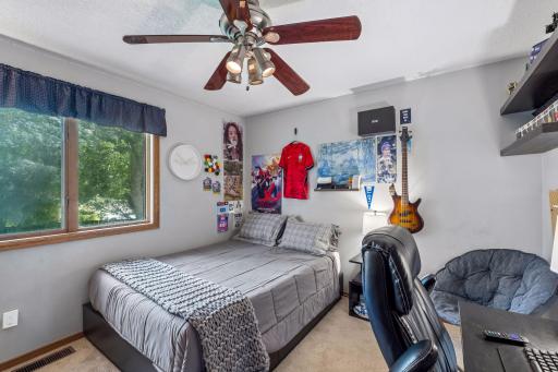 17195 Daniel Lane, Eden Prairie, MN 55346