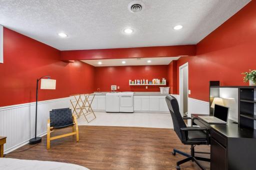 17195 Daniel Lane, Eden Prairie, MN 55346