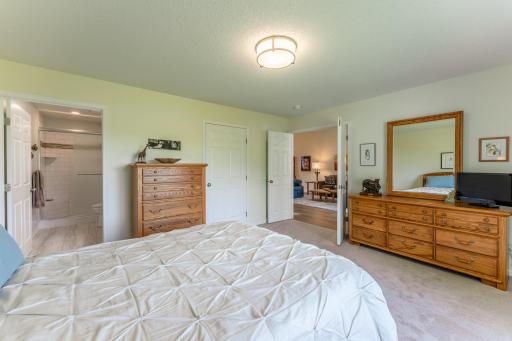 737 Markgrafs Lake Draw, Saint Paul, MN 55129