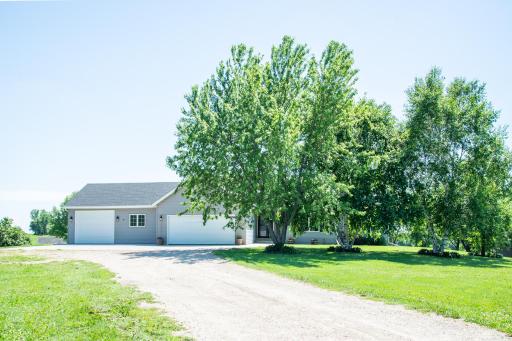 71187 240th Street, Dassel, MN 55325