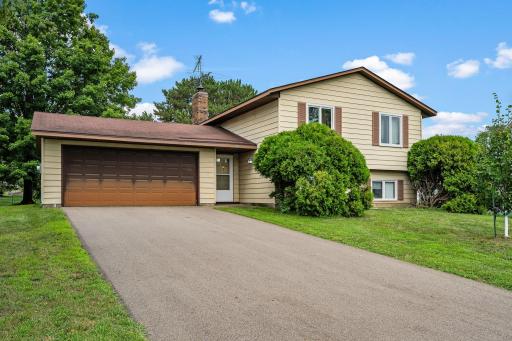 Photo for 7408 W 100th Street, Minneapolis, MN 55438 - listing #7100495 7408 W 100th Street, Minneapolis, MN 55438