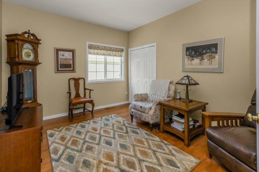 8897 Compton Drive, Inver Grove Heights, MN 55076