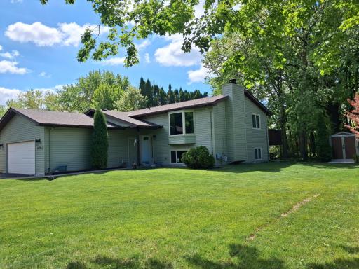 5795 Amy Lane, Maple Plain, MN 55359
