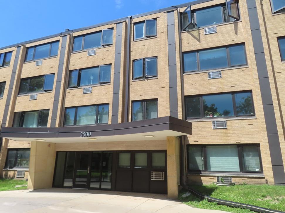 2500 Building Entrance.JPG