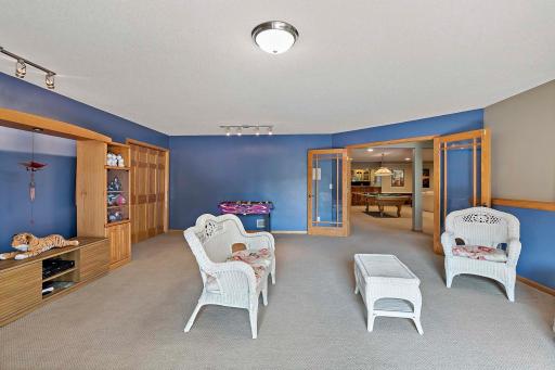 7937 9th Street Court N, Oakdale, MN 55128