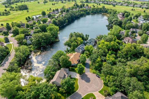 7937 9th Street Court N, Oakdale, MN 55128