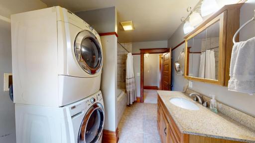 Upper bathroom/laundry