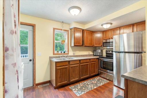 1103 S 10th Street, Brainerd, MN 56401