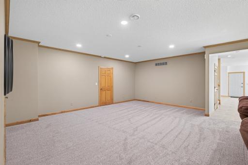 1187 105th Street E, Inver Grove Heights, MN 55077