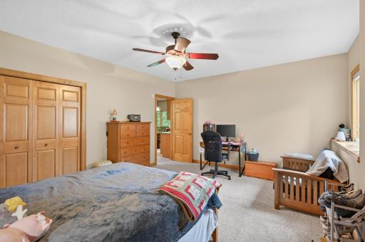 1187 105th Street E, Inver Grove Heights, MN 55077