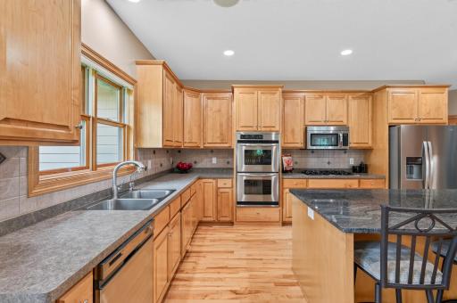 1187 105th Street E, Inver Grove Heights, MN 55077