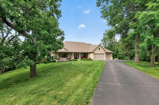 1187 105th Street E, Inver Grove Heights, MN 55077