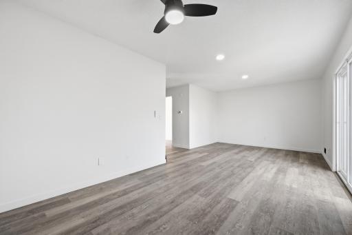 323 E 43rd Street, Minneapolis, MN 55409