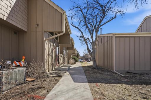 323 E 43rd Street, Minneapolis, MN 55409