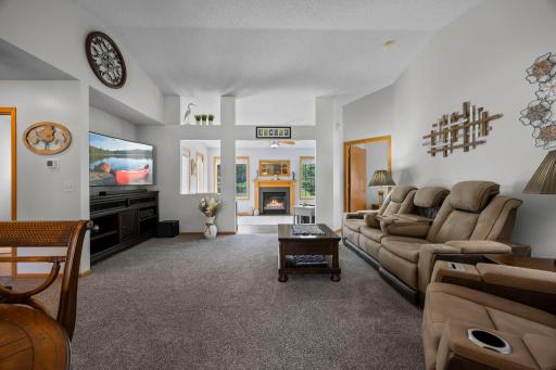 7798 Palisades Avenue NE, Elk River, MN 55330