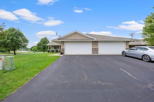 7798 Palisades Avenue NE, Elk River, MN 55330