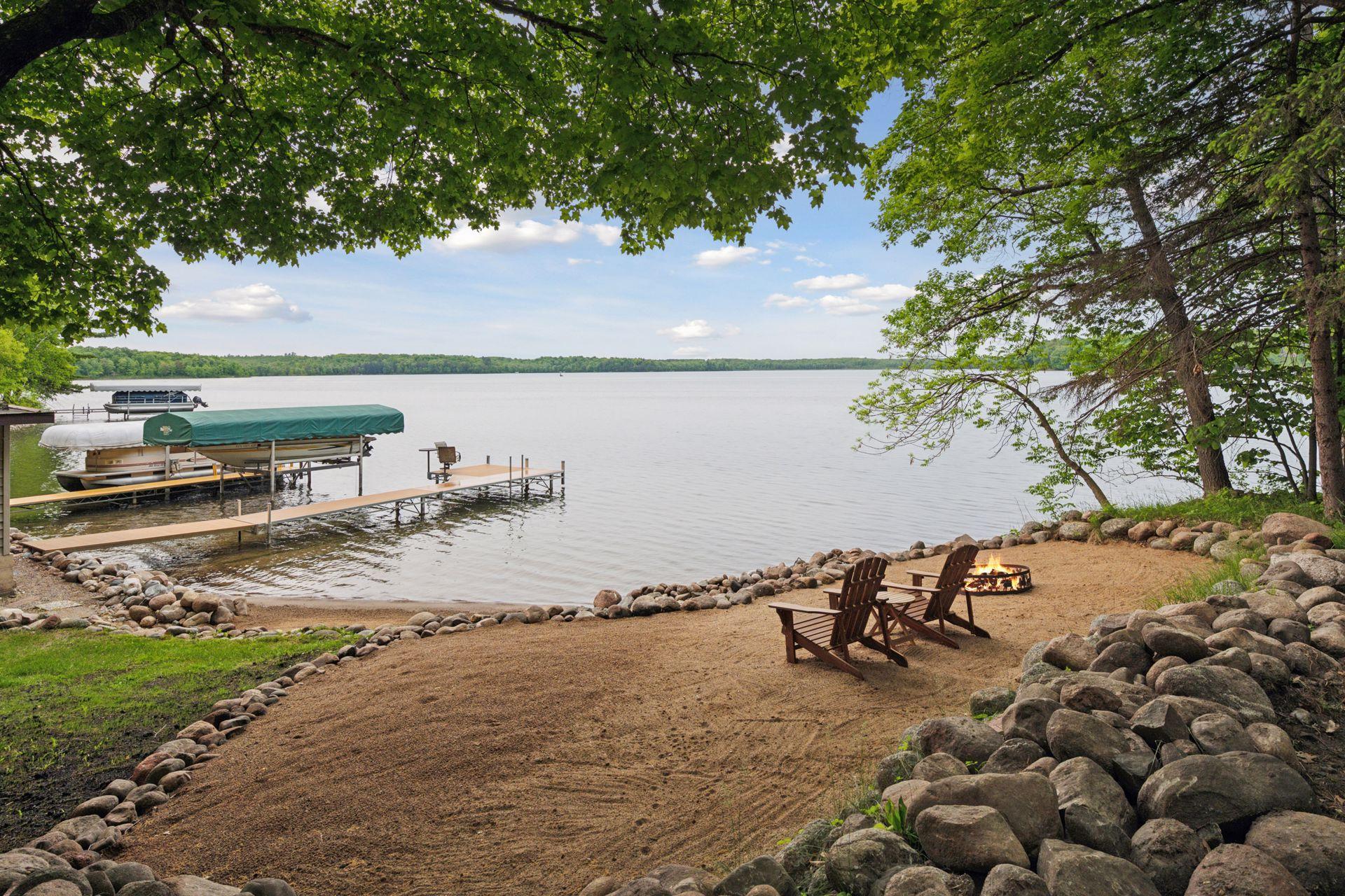 7100580
