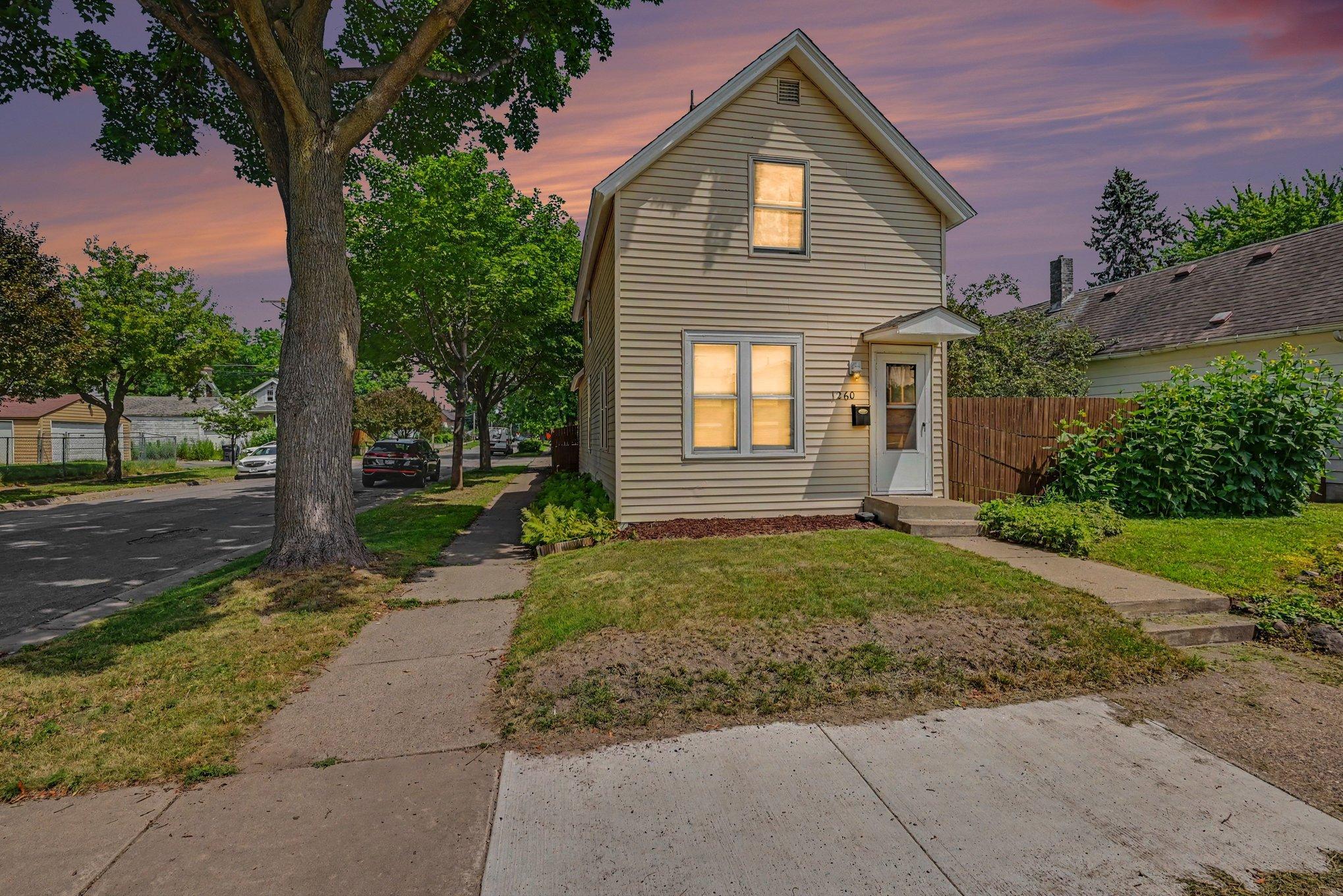 1260 Woodbridge St could be your next address! Just a couple miles from Reservoir Park, Como Park and a couple blocks from Sylvan Park. Many walking trails and zoo to enjoy!