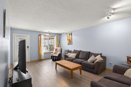 15749 Fjord Avenue, Apple Valley, MN 55124