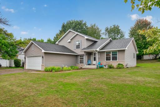 4410 S River Run, Savage, MN 55378