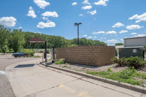 Mankato, MN 56001