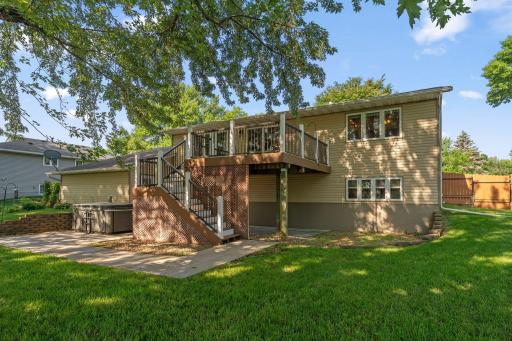 7703 Ivystone Avenue S, Cottage Grove, MN 55016