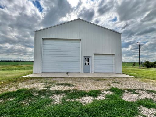 Insulated Shop 36' x 36' with 16' Sidewalls - 2 doors 14' H x 19.5' W and 13' H x 15.5' W