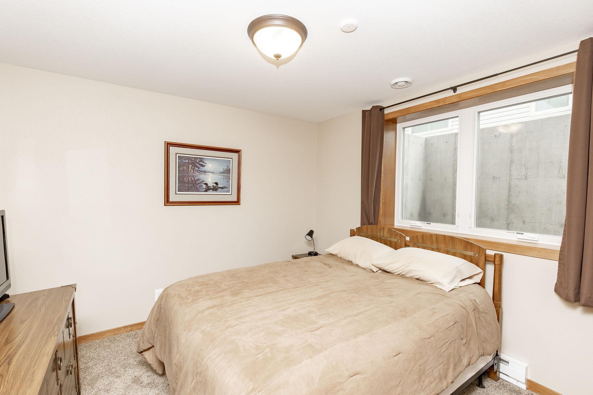 Bedroom6