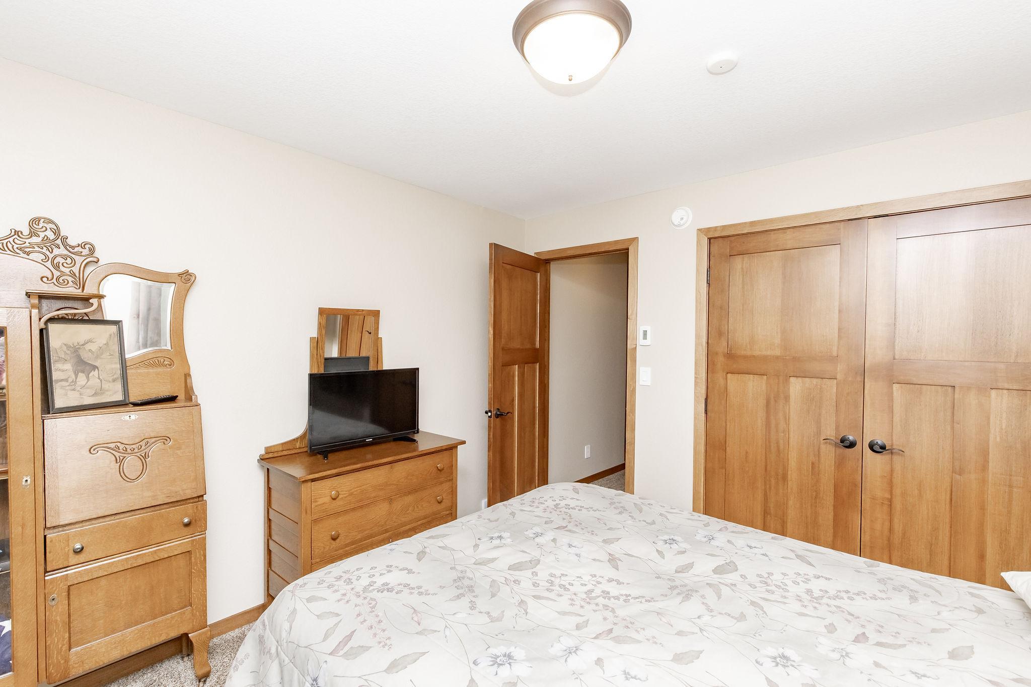Bedroom5
