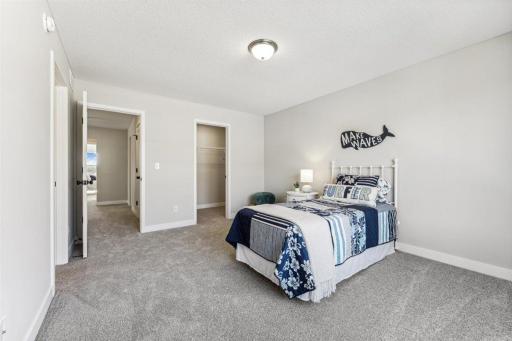 Photos are of a similar "Sheridan". Selections and options may differ.